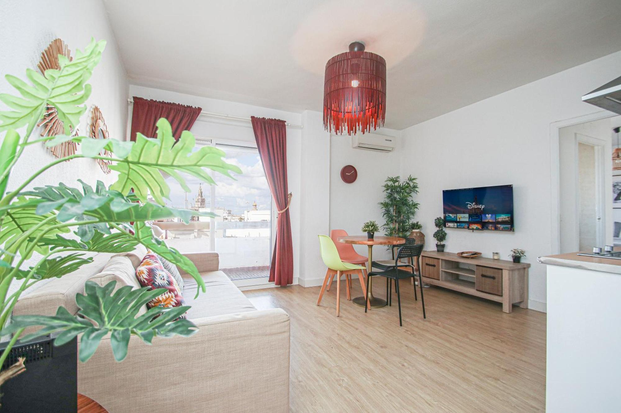סביליה Stunning Apt W Views To Giralda - 15 Minutes Walk מראה חיצוני תמונה